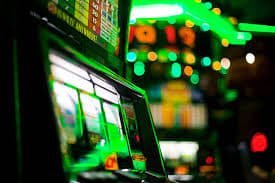 818 slots ဘောလုံးနှင့် Esports လောင်းကစား